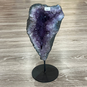 AMETHYST ON STAND