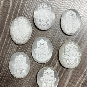 SELENITE OVAL HAMSA HAND