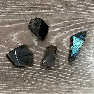 LABRADORITE PIECES
