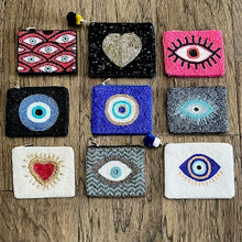 Load image into Gallery viewer, BEADED ZIPPER POUCH
