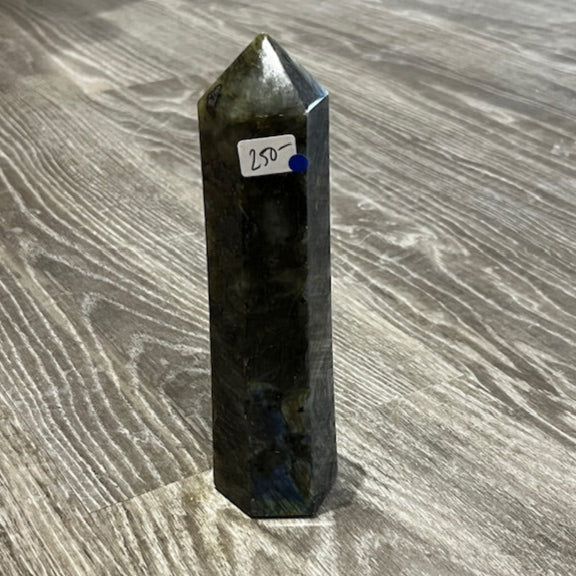 LABRADORITE TOWER POINT (LARGE)
