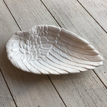 Load image into Gallery viewer, CERAMIC ANGEL WING DISH- 2 SIZES
